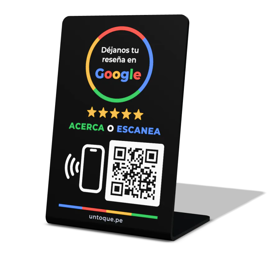 Placa de mesa de reseñas negra de Un Toque, con el diseño de reseñas de Google, chip y QR